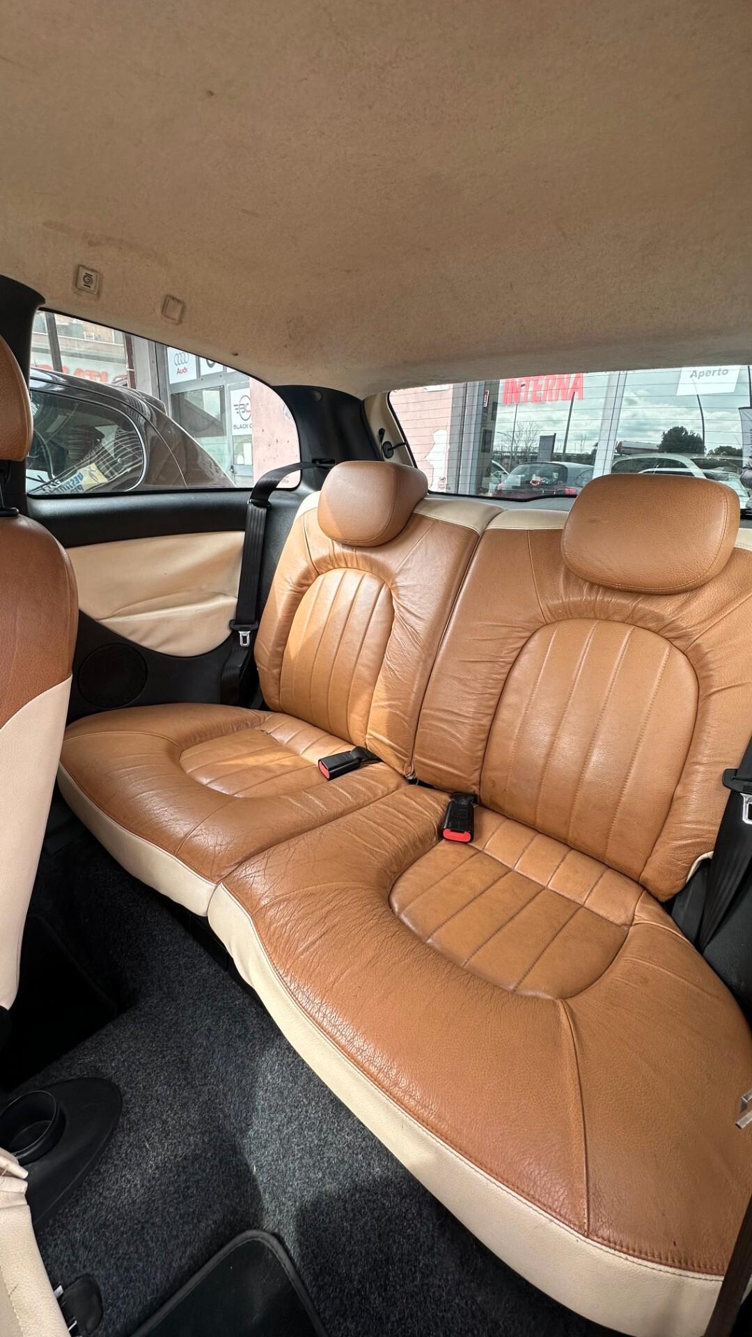 Lancia Ypsilon 1.2 16V Platino