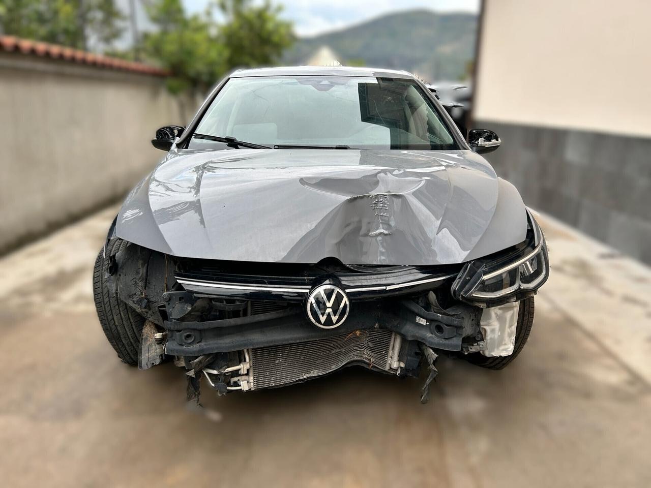 VW GOLF 8 2.0 TDI 150cv DSG - 2021 Incidentata