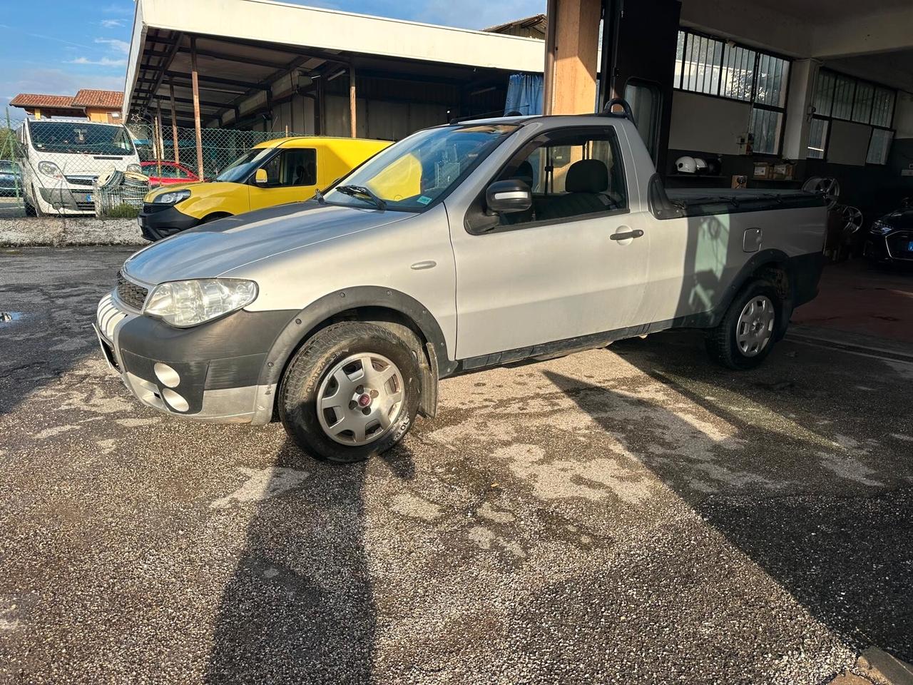 Fiat Strada 1.3 MJT Pick-up Cabina Lunga