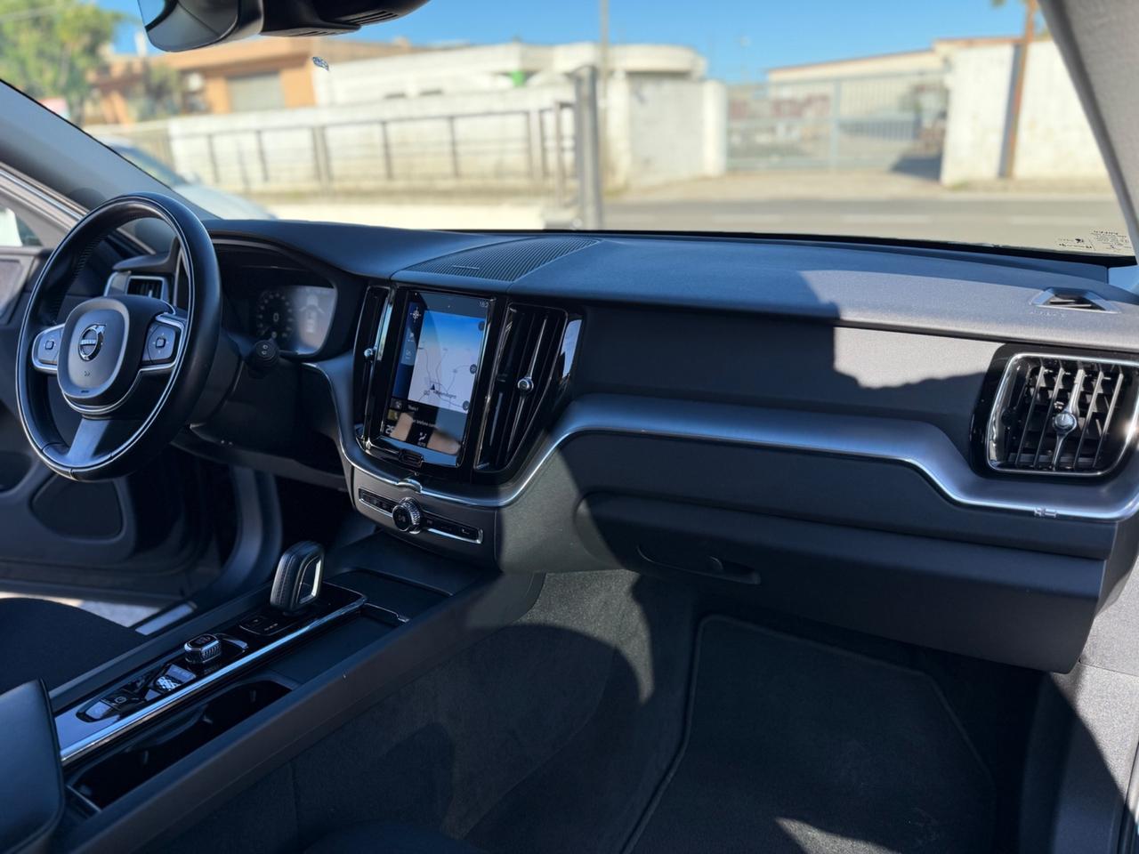 Volvo XC 60 XC60 B4 (d) AWD Geartronic Momentum
