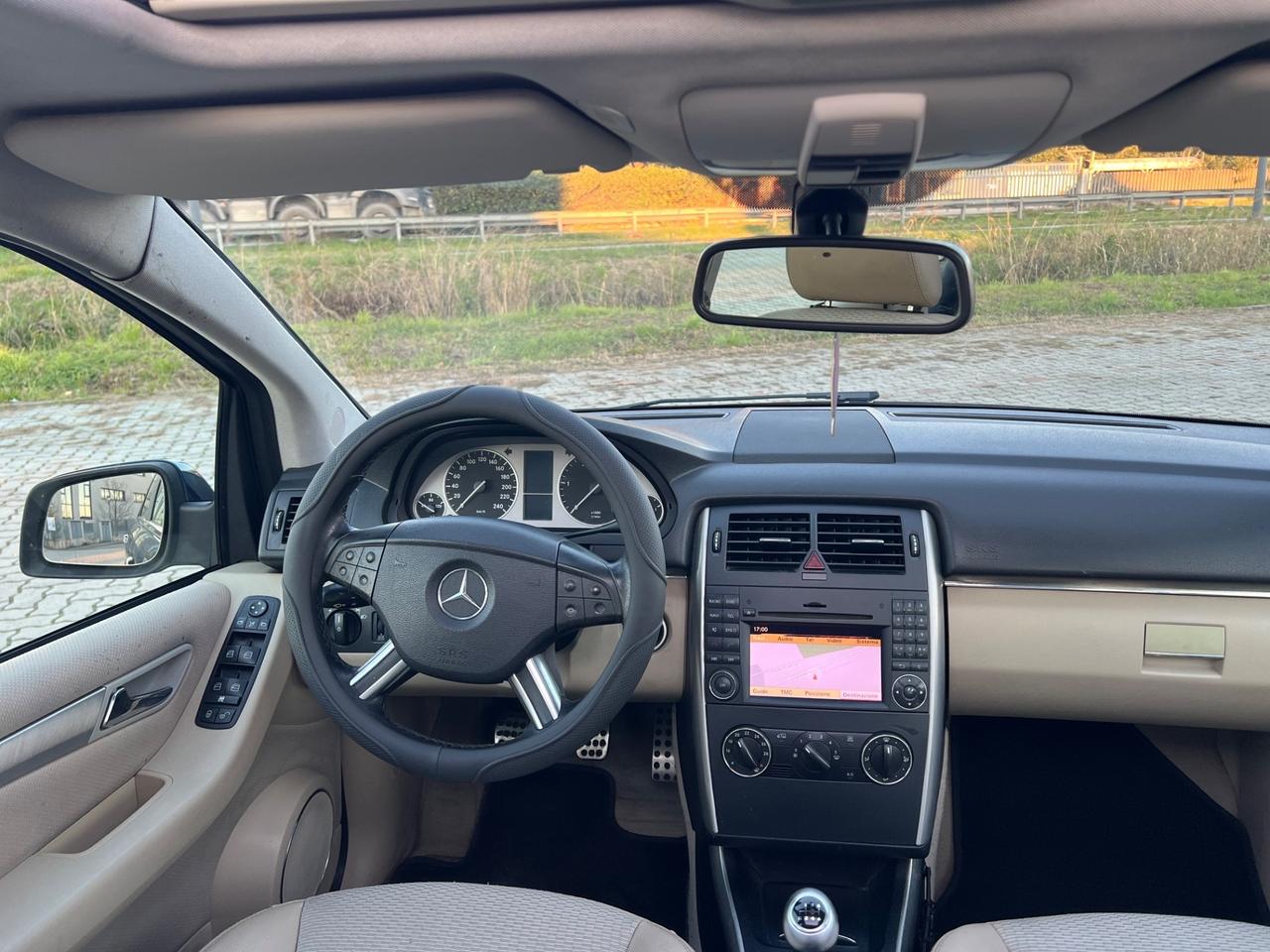 Mercedes-benz B 180 CDI BlueEFFICIENCY Premium