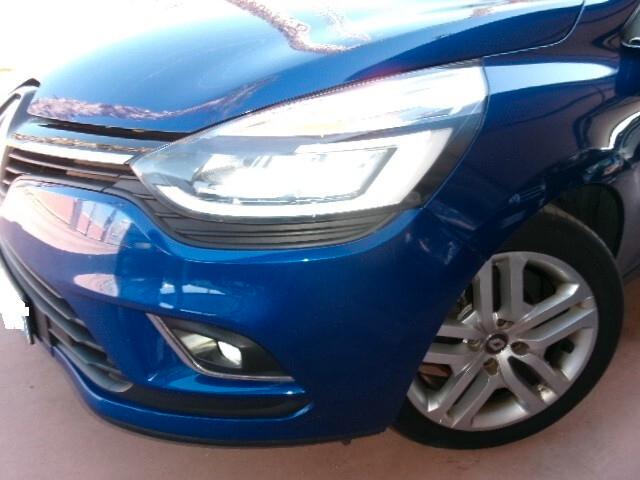 Renault Clio TCe 12V 90 CV 5 porte Moschino Life