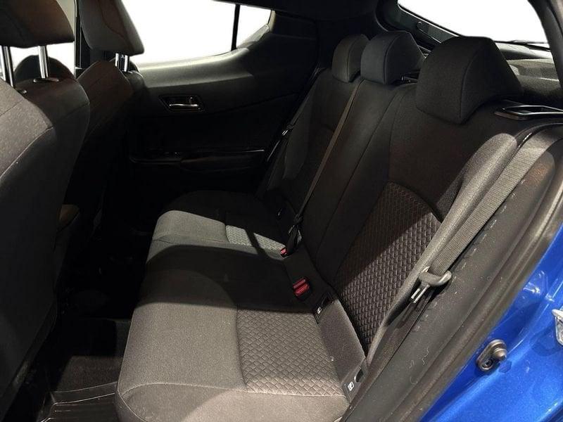 Toyota C-HR 1.8h Business e-cvt