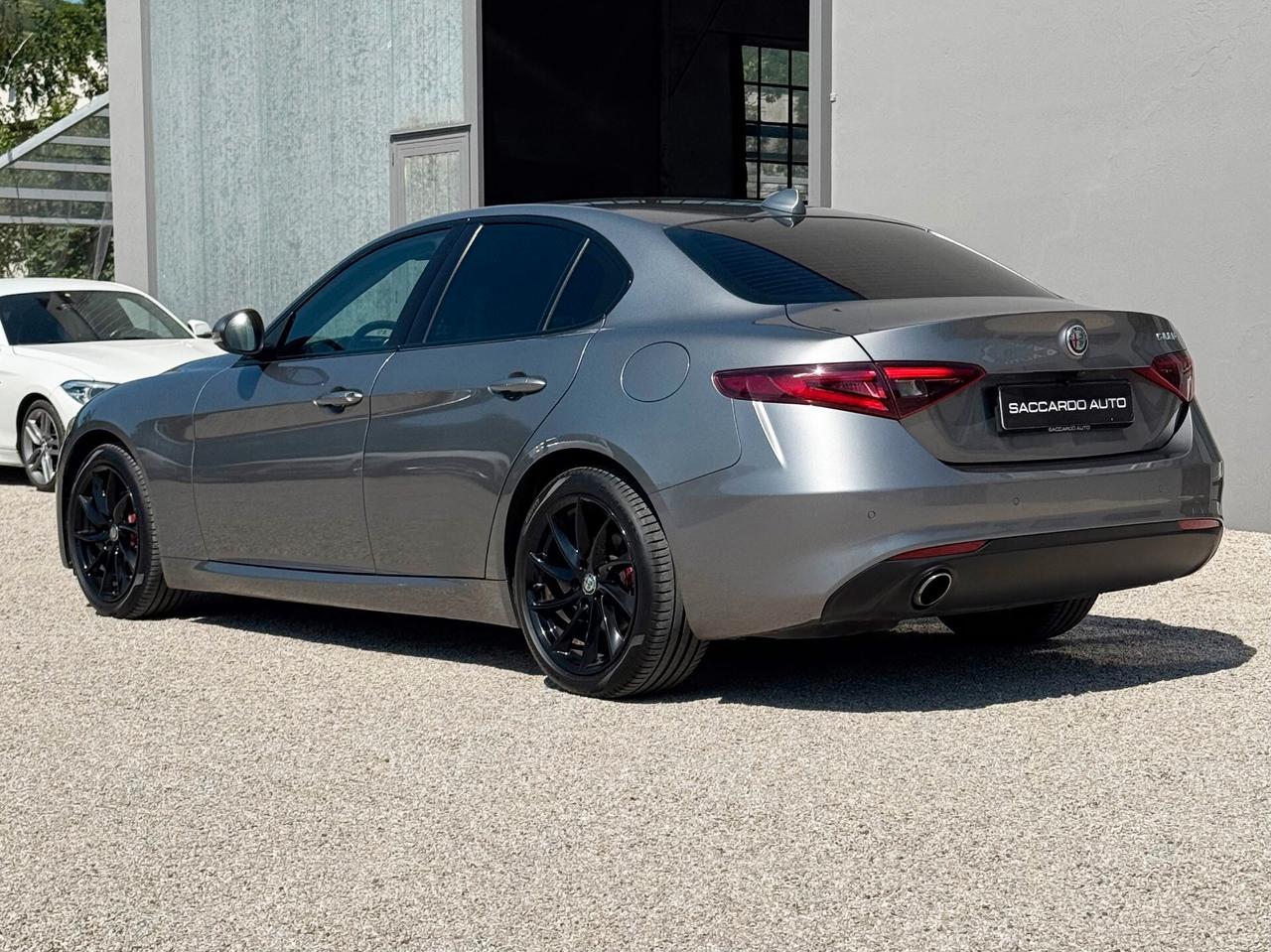 Alfa Romeo Giulia 2.2 Executive 160cv AT8 | PREZZO PROMO