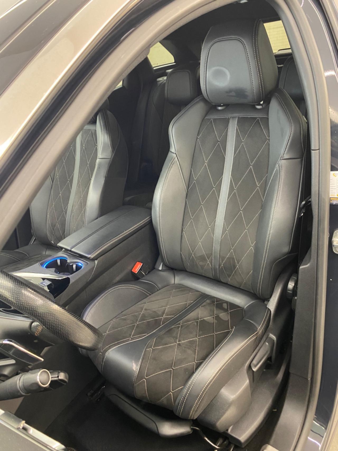 Peugeot 3008 BlueHDi 180 S&S EAT8 GT