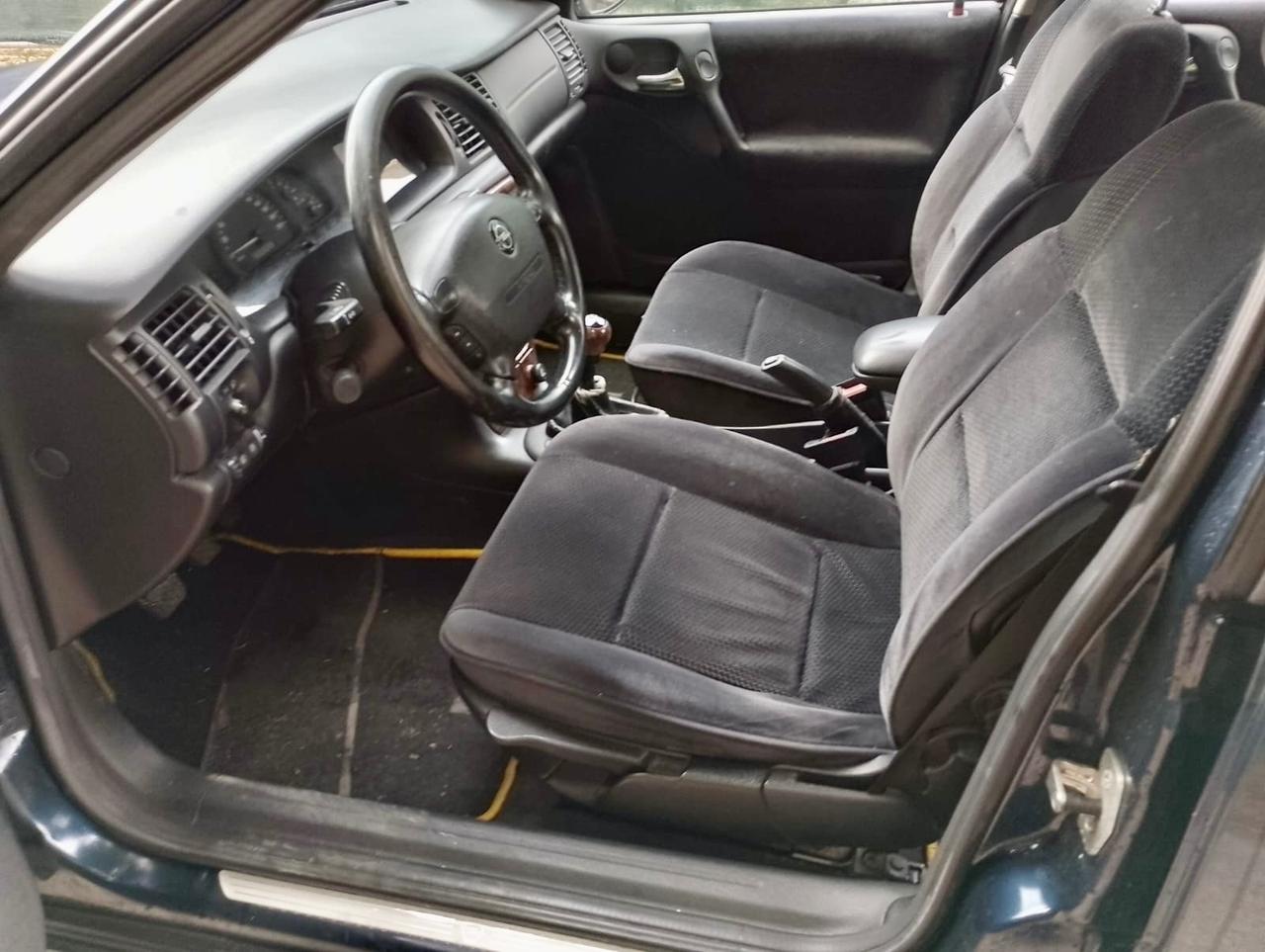 Opel Vectra 1.6i 16V cat 4 porte Edition 2000
