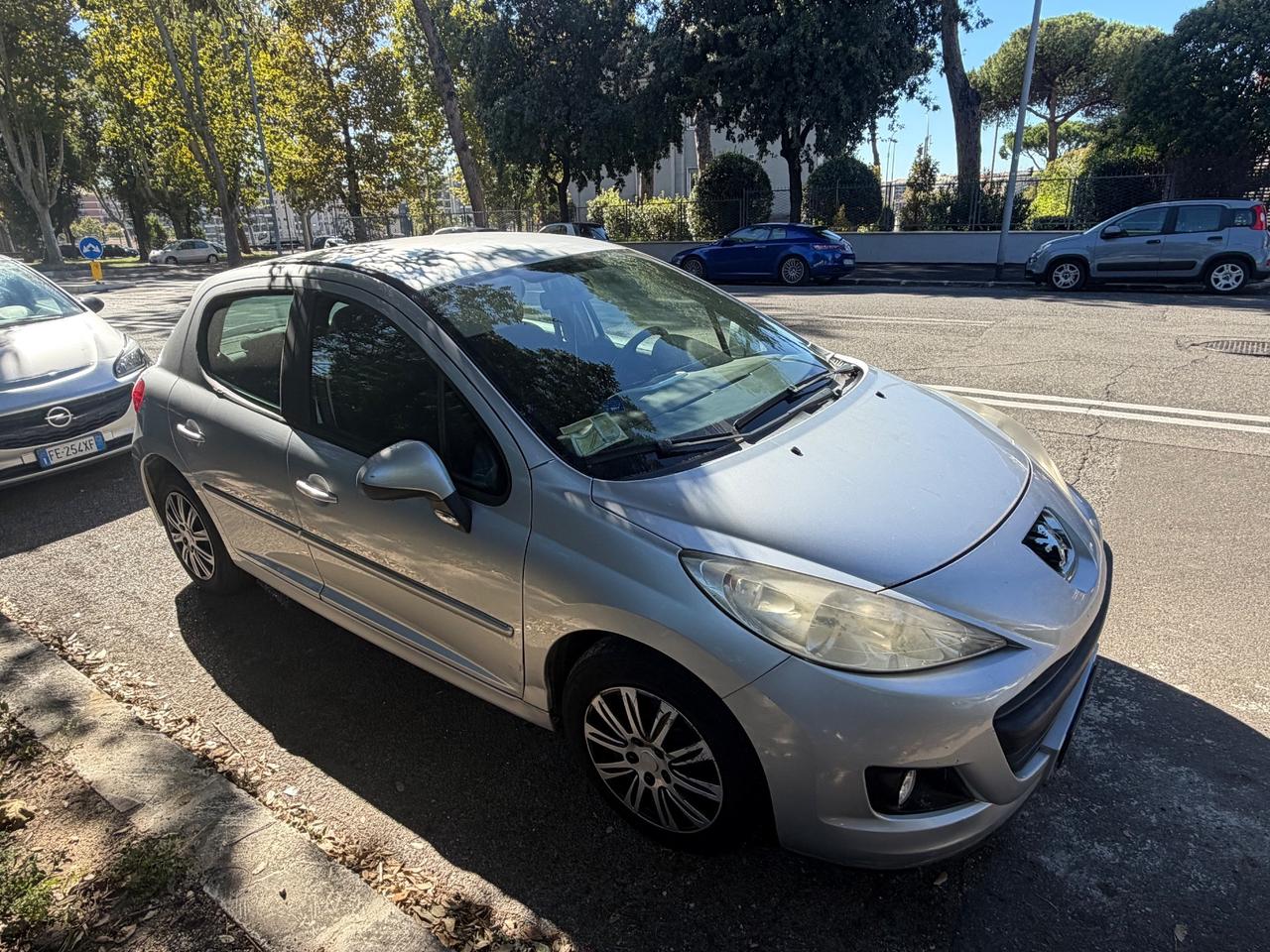 Peugeot 207 gpl 5porte manuale