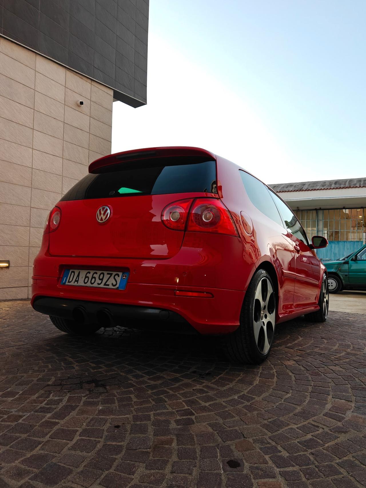 Volkswagen Golf GTI 3p motore nuovo