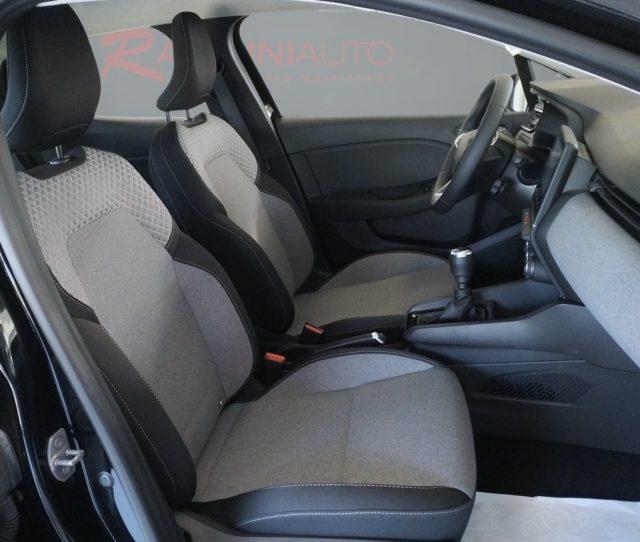 RENAULT Clio Eco-GPL 100 CV Evolution Km 0 Iva Esposta