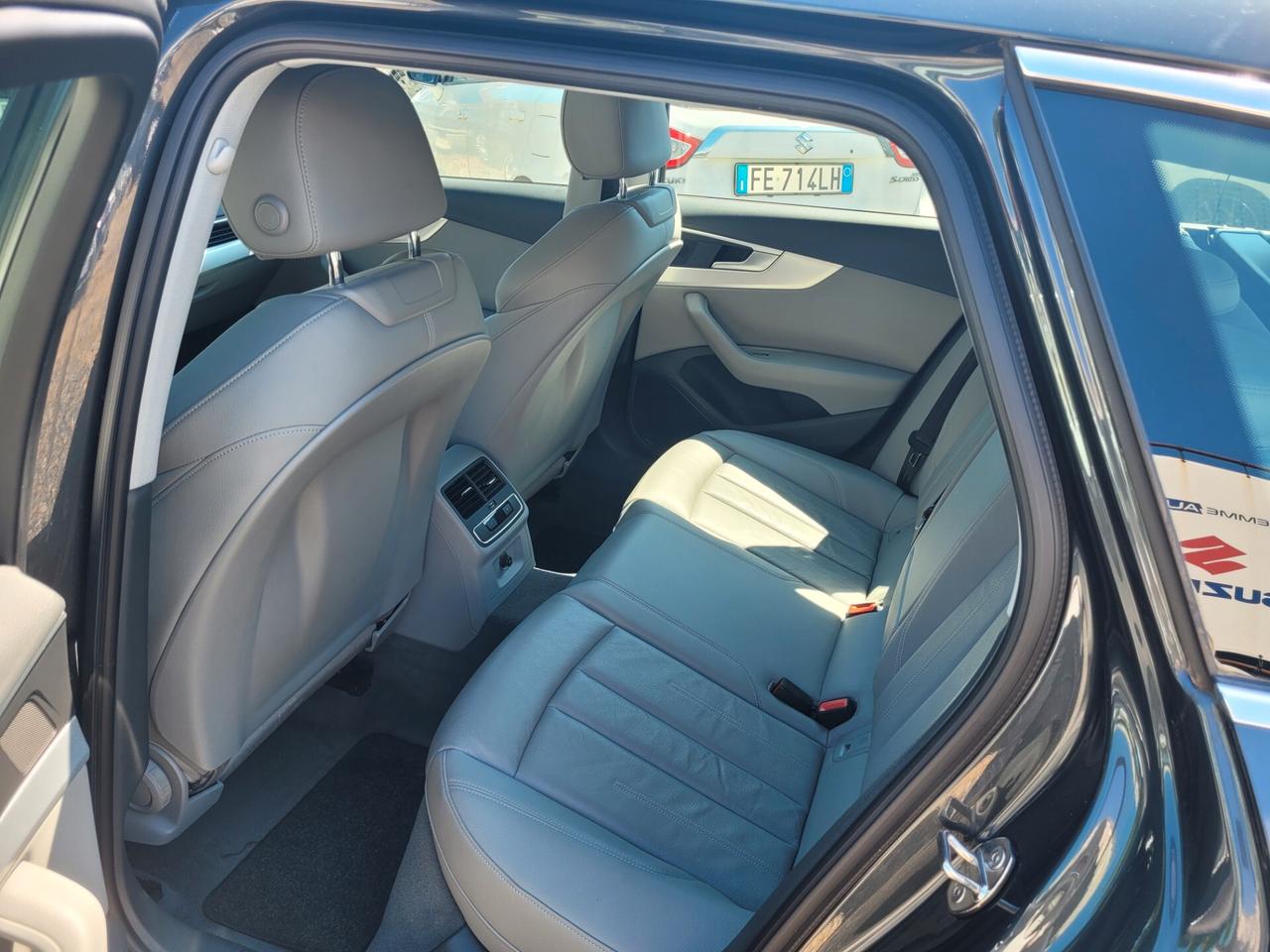Audi A4 Avant 40 g-tron S tronic Business