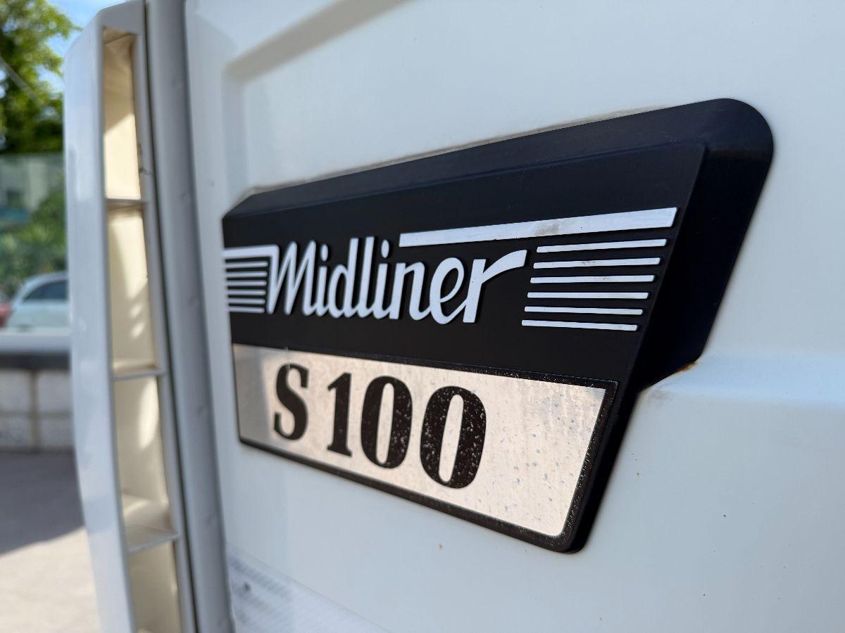 RENAULT FURGONE - CASSONE CON CENTINE E TELONE ( PATENTE C )