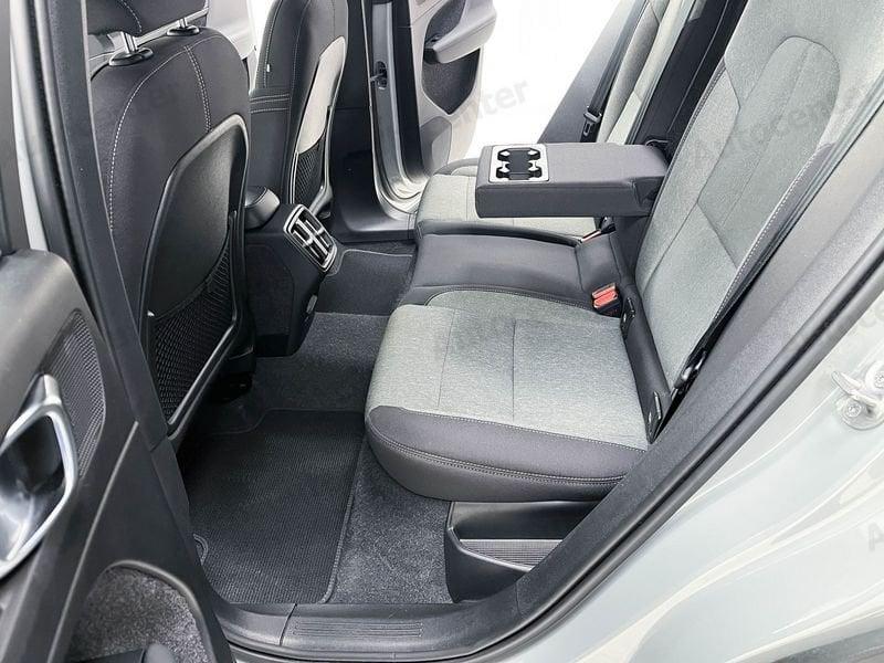 Volvo XC40 XC40 B3 163CV AUT PLUS DARK