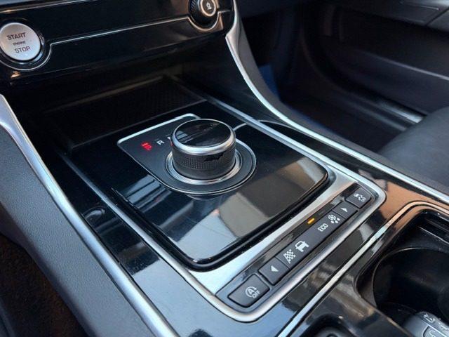 JAGUAR XE 2.0 D 180 CV aut. Prestige