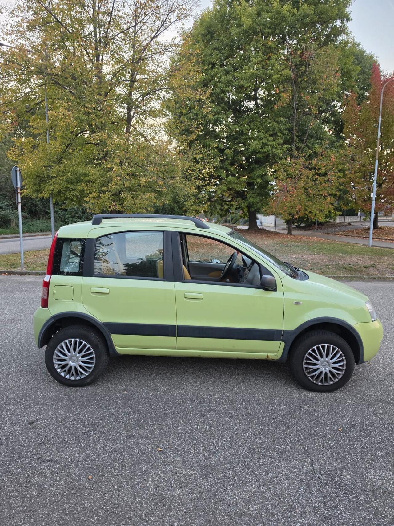 Fiat Panda 4x4 Climbing