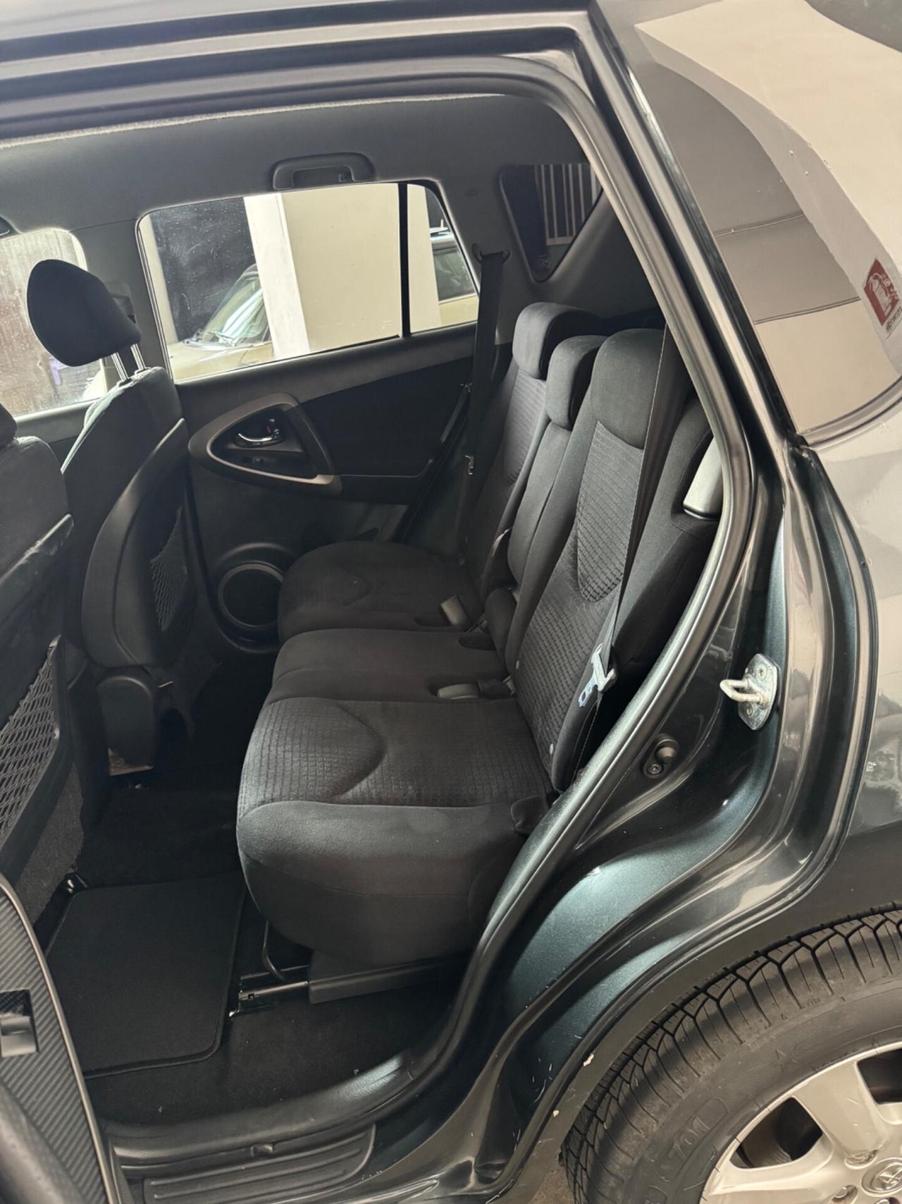 Toyota RAV 4 RAV4 Crossover 2.0 Sol
