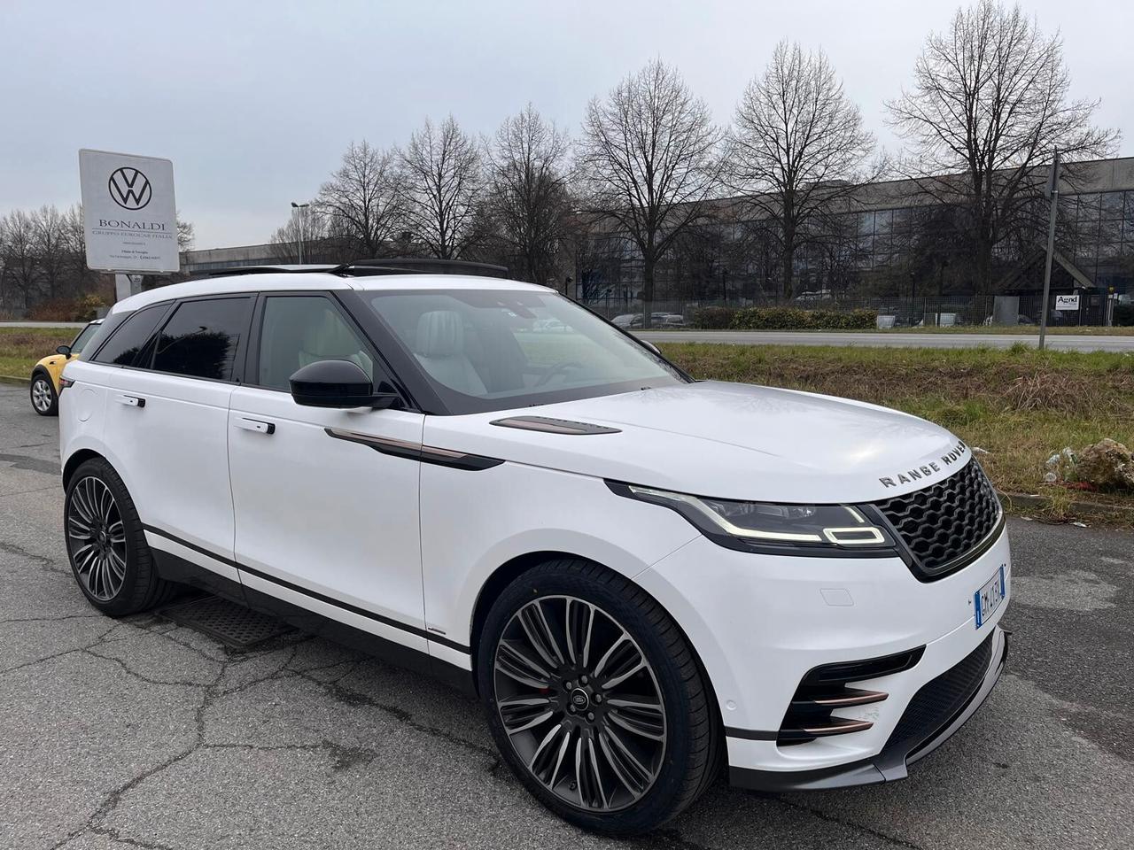 Land Rover Range Rover Velar Range Rover Velar 2.0 TD4 180 CV R-Dynamic SE