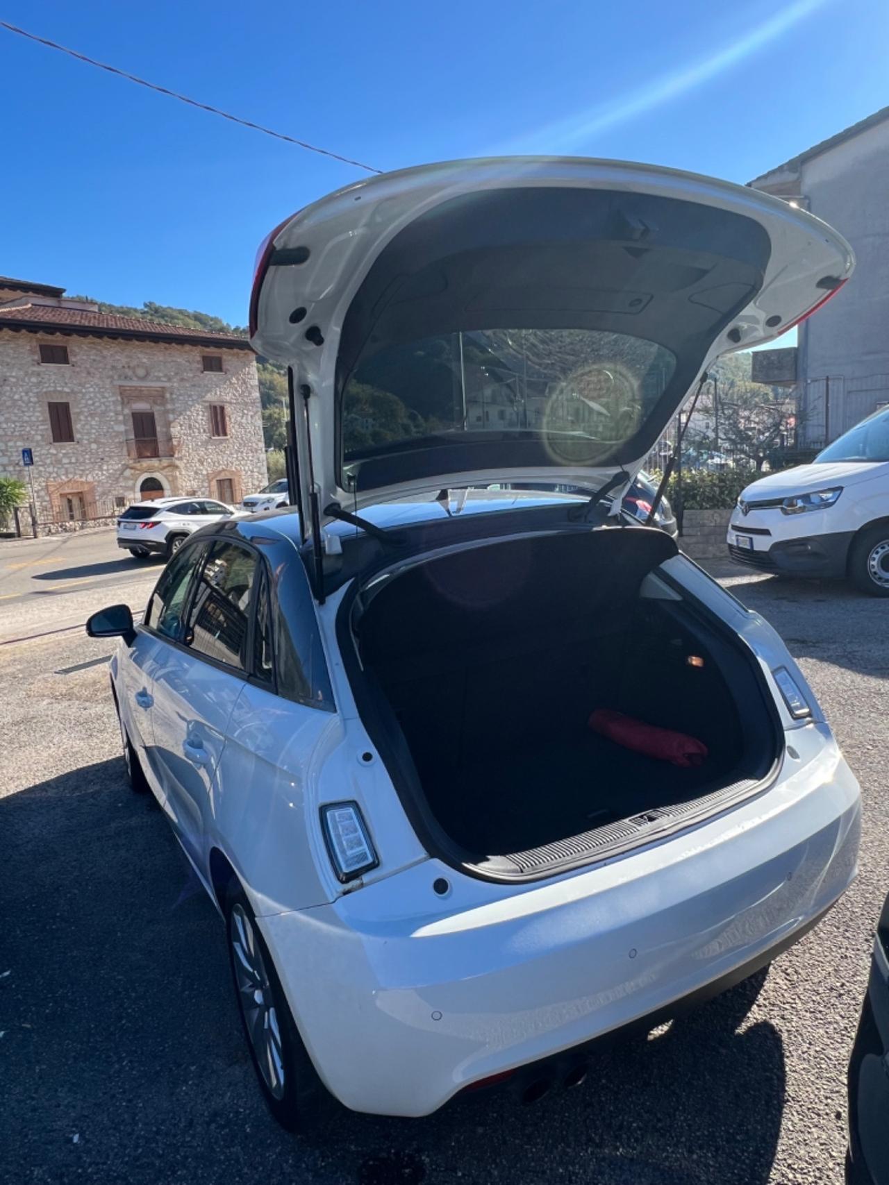 Audi A1 1.4 TFSI S tronic Ambition