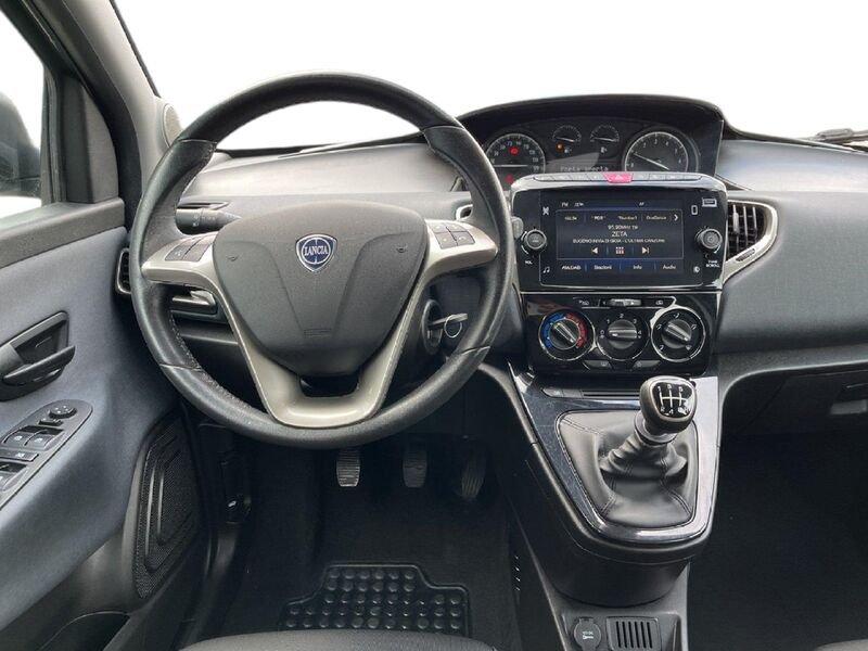 Lancia Ypsilon III 2021 1.0 firefly hybrid Gold s&s 70cv