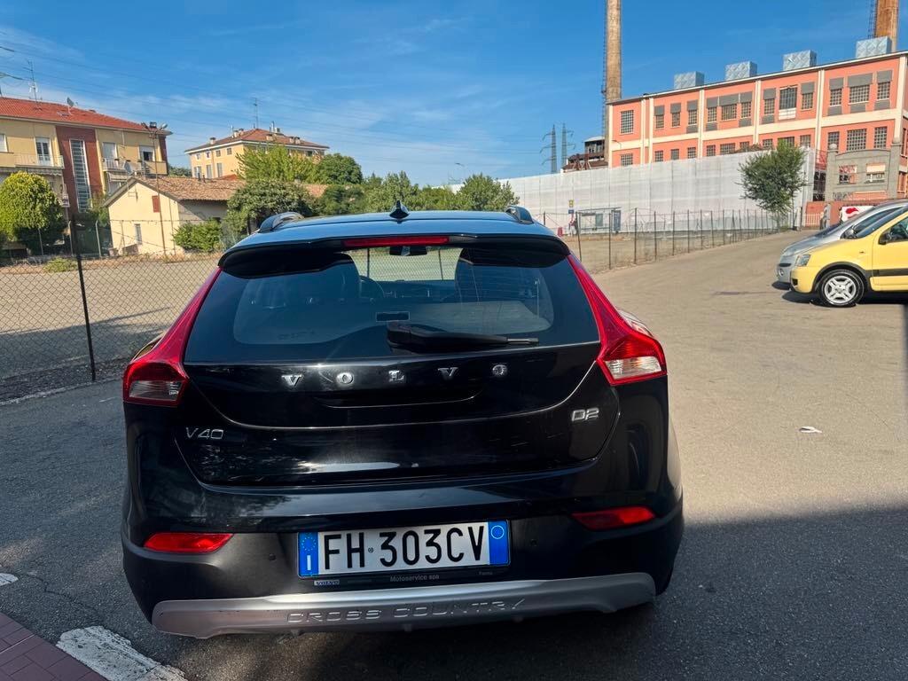 Volvo V40 Cross Country 2.0 Diesel AUTOCARRO EURO 6