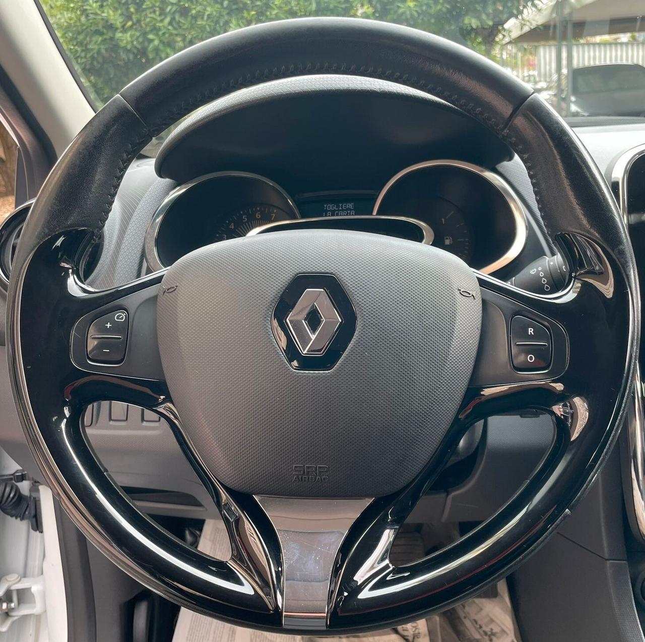 Renault Clio 1.2 NEO UNICO PROPRIETARIO 2014