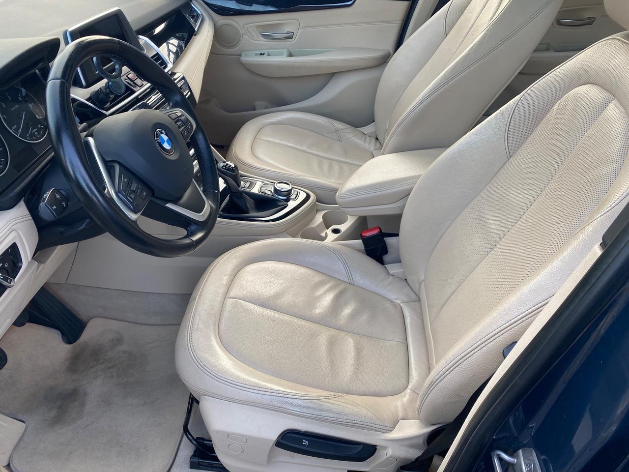 Bmw 2er Active Tourer 218d Luxury