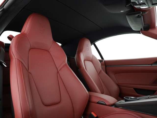 Porsche 992 cabrio 3.0 carrera auto