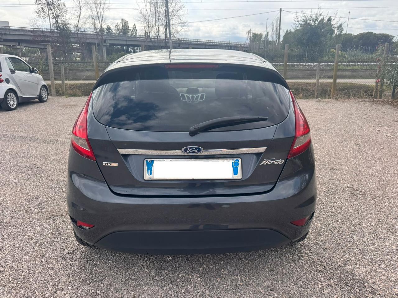 Ford Fiesta 1.4 TDCi 5p. Titanium