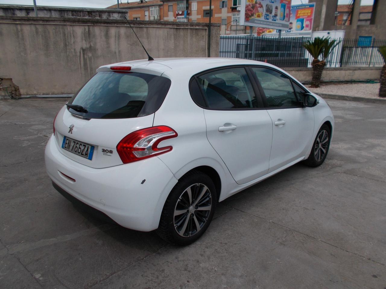 Peugeot 208 1.2 VTi 82 CV 5 porte Access