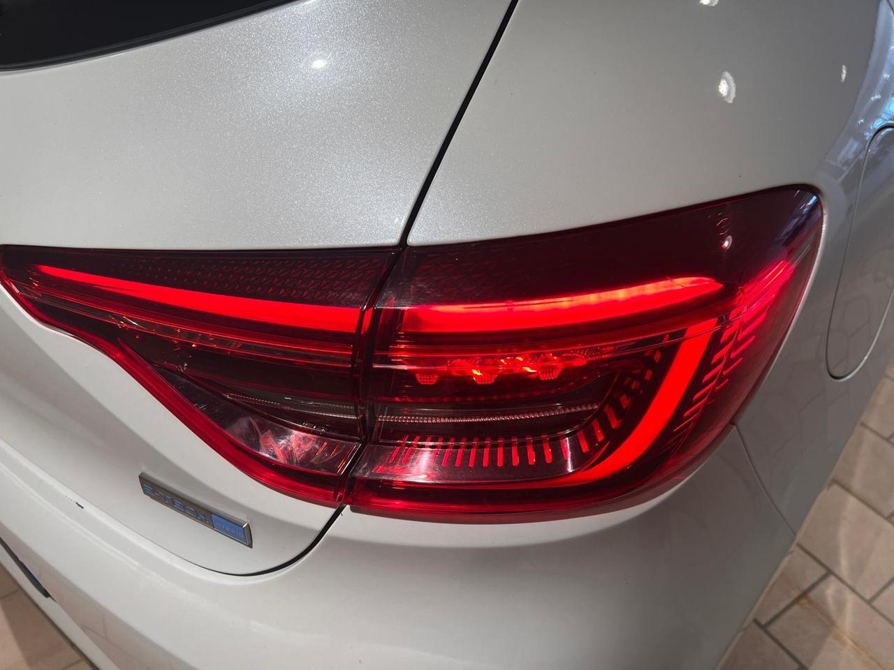 Renault Clio Full Hybrid E-Tech 140 CV 5 porte Intens