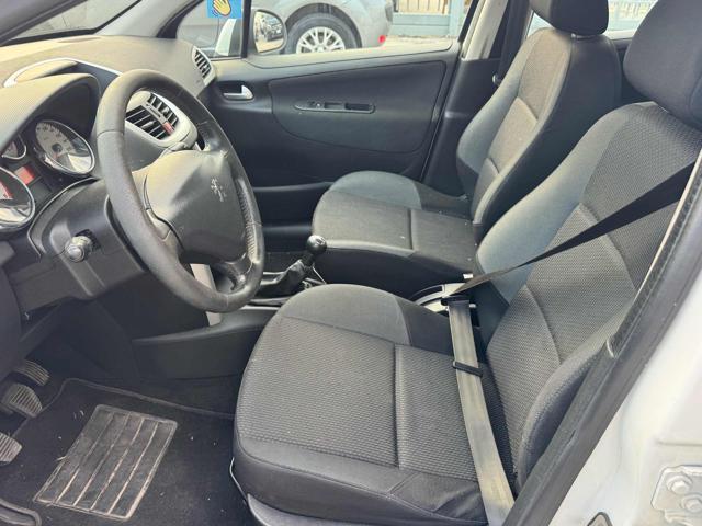 PEUGEOT 207 1.4 HDi 70CV 5p. Active