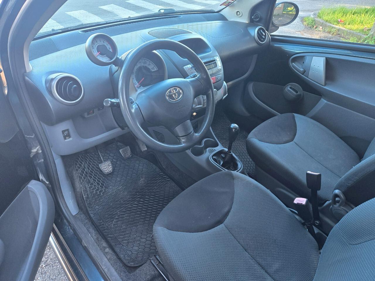 Toyota Aygo 1.0 12V VVT-i 3 porte Sol