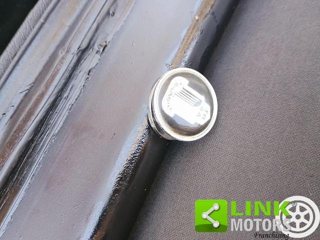 TRIUMPH TR6 Iniezione