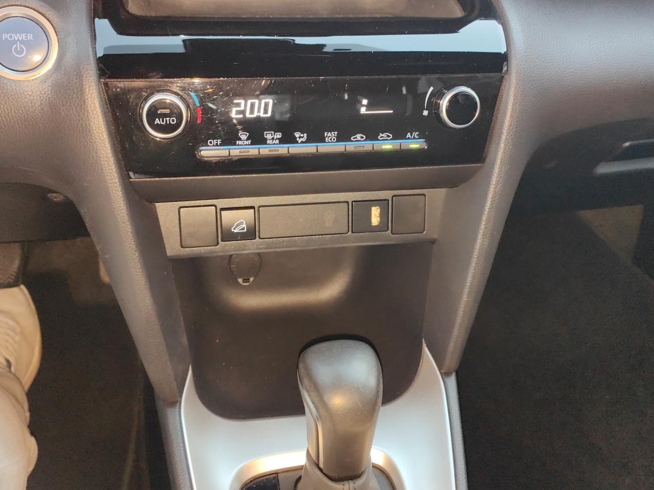 Toyota Yaris Cross 1.5 Hybrid 5p. E-CVT AWD-i Trend