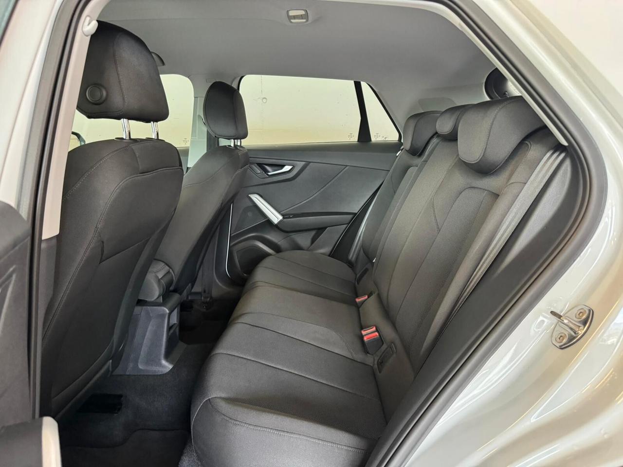 Audi Q2 30 TFSI Business
