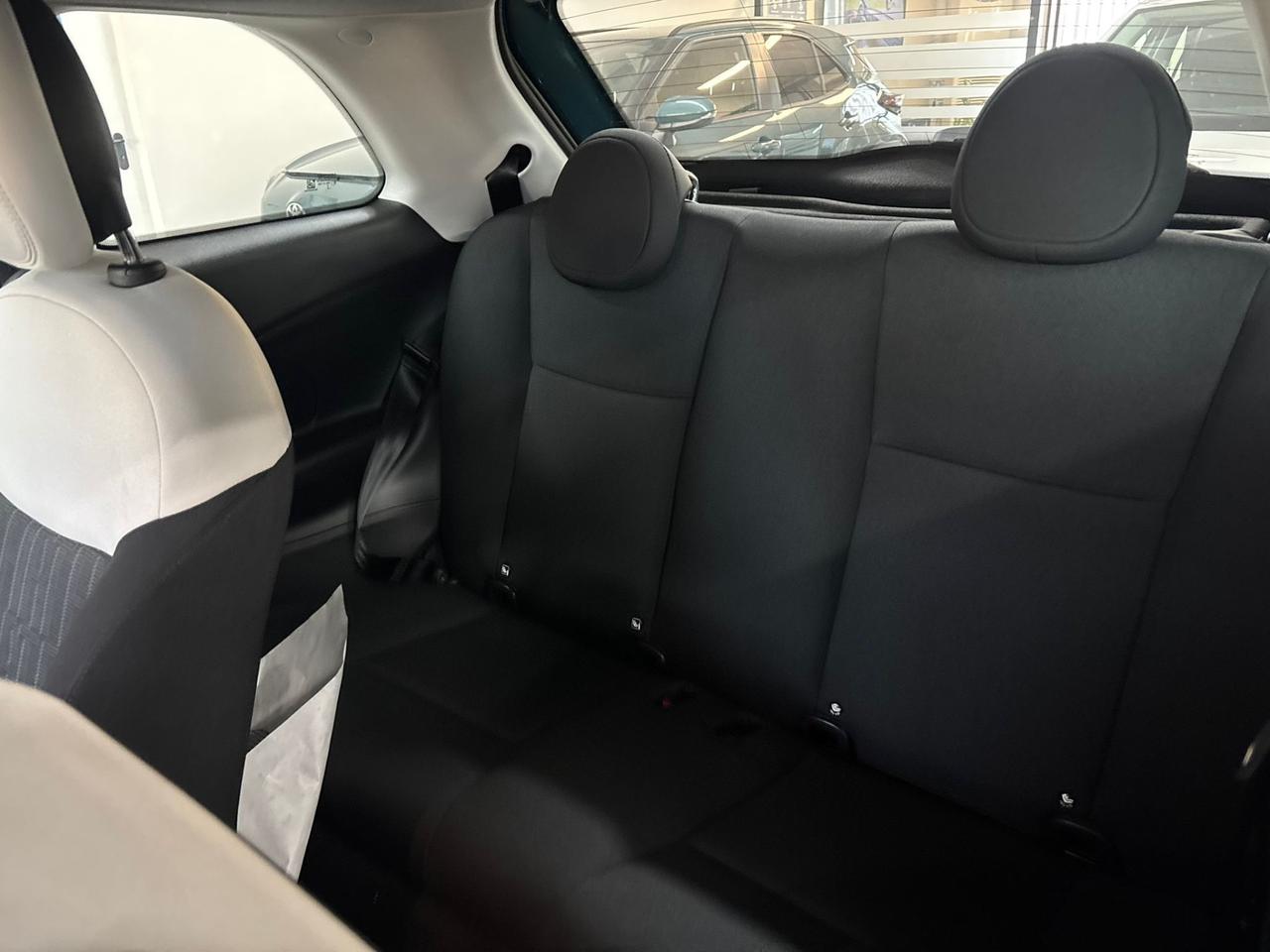 Fiat 500 Berlina Hybrid Icon