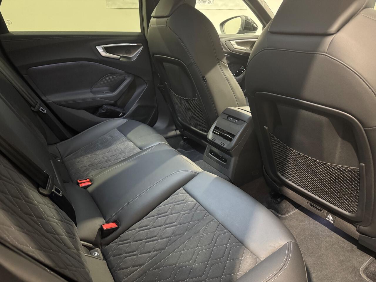 Audi A5 Avant TDI 150 kW mHEV+ S tronic quattro Line edition FULL!!