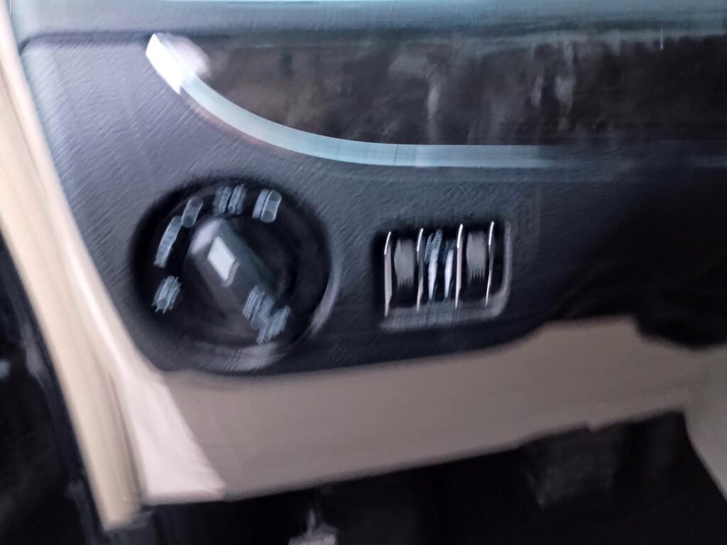 Lancia Voyager 2.8 Turbodiesel Platinum 177 CV