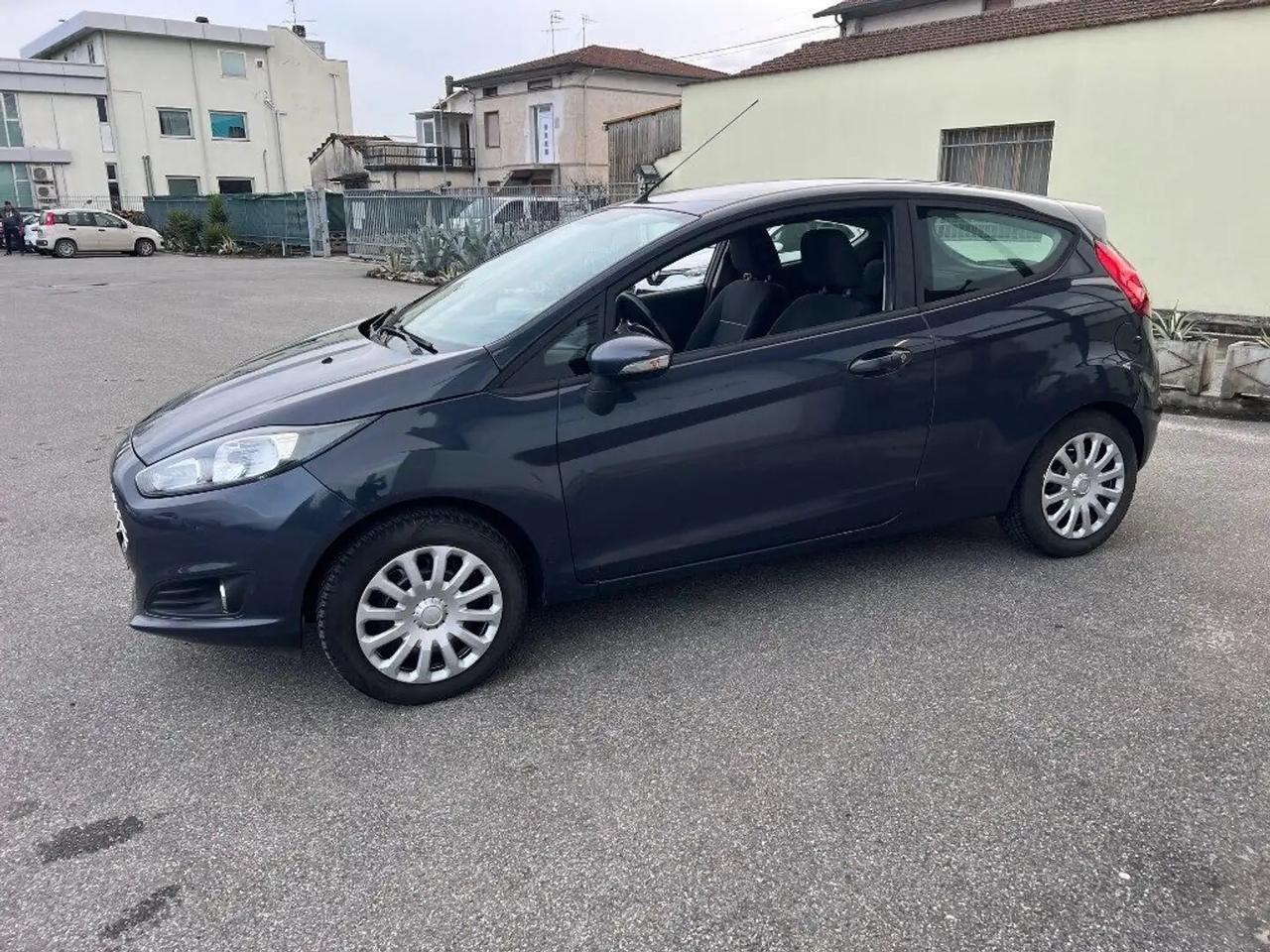 Ford Fiesta 1.5 TDCi 75CV 3 porte Titanium