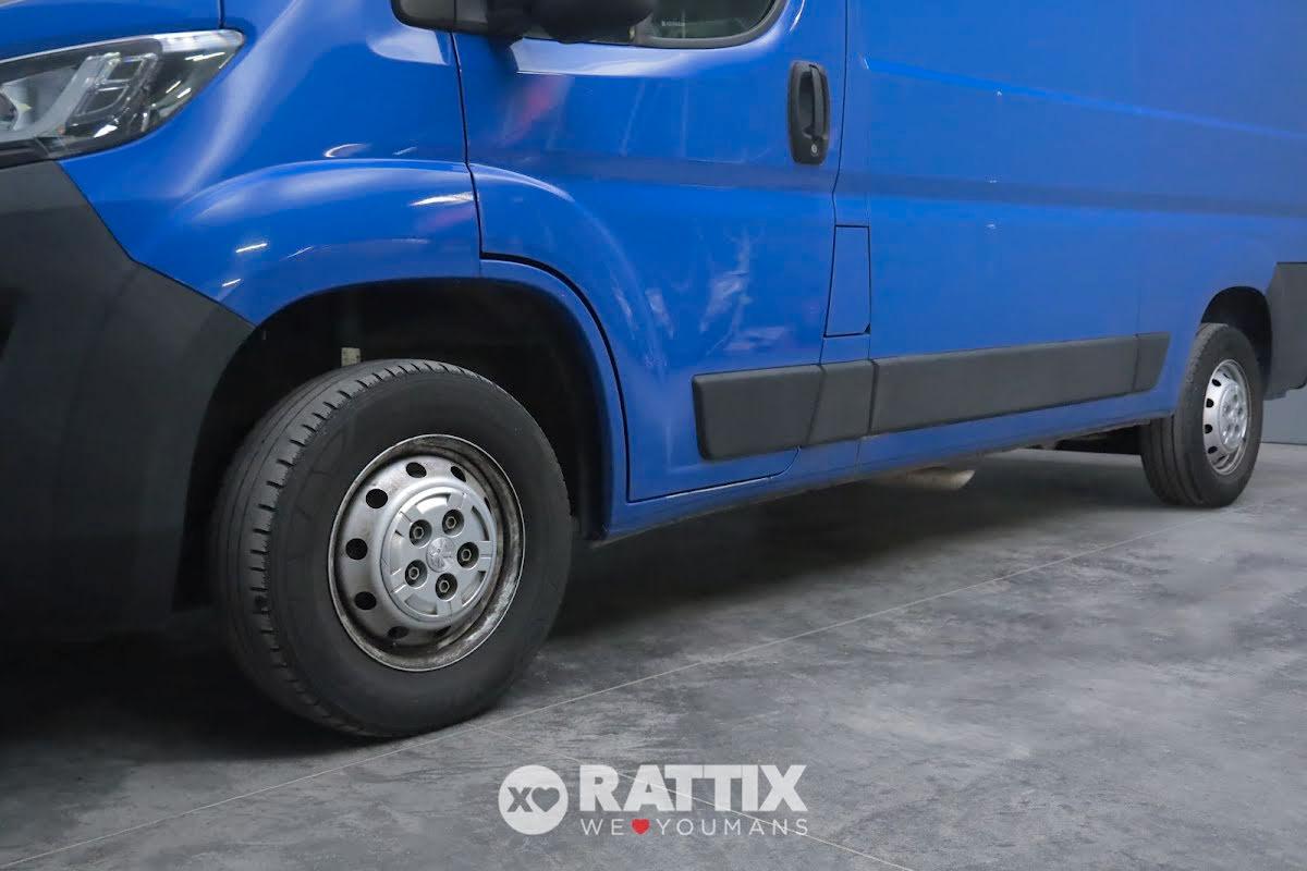 Peugeot Boxer 330 2.2 BlueHDI 140CV L2H2 (IVA ESCLUSA)