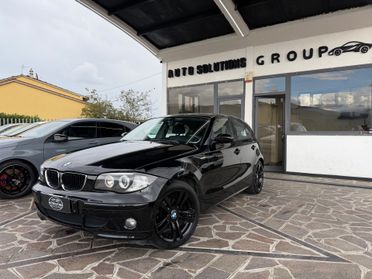 BMW 116i Futura 116cv Total Black okneopatentati