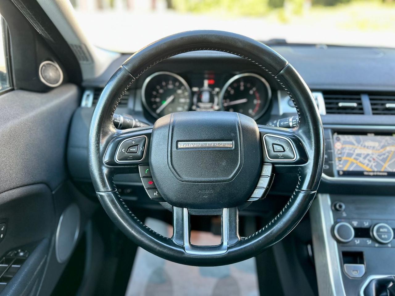 Land Rover Range Rover Evoque 2.0 eD4 SE Dynamic #3758
