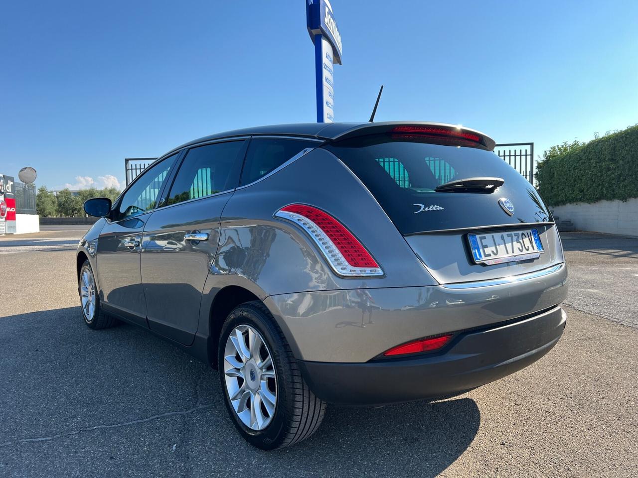 Lancia Delta 1.6 MJT 120cv Platino - 2011
