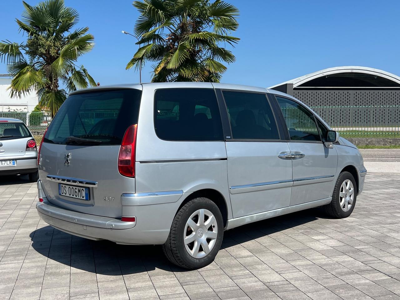 Peugeot 807 2.0 HDi FAP SR