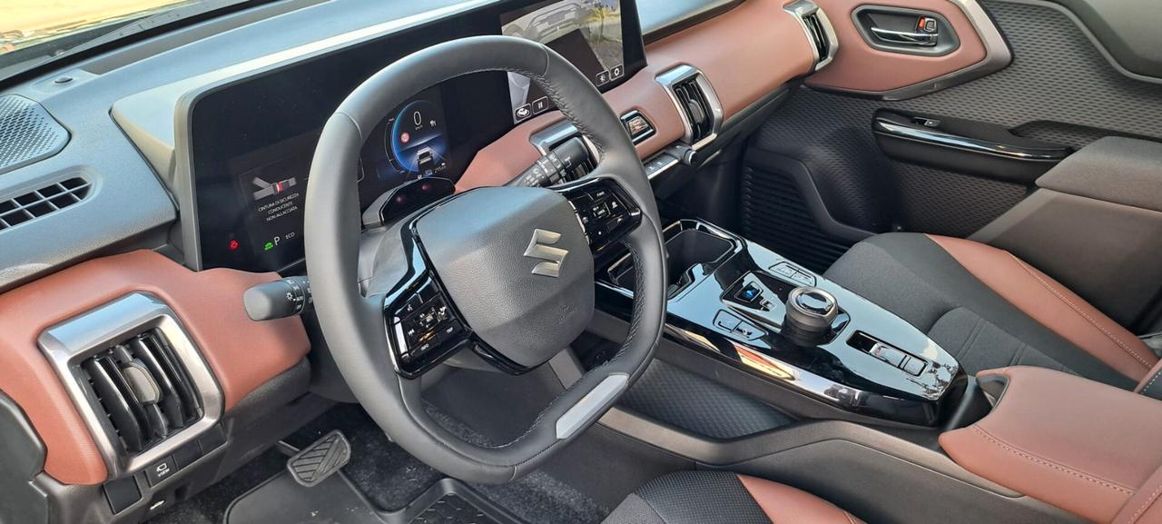 Suzuki E-VITARA TOP 4WD 61KWH