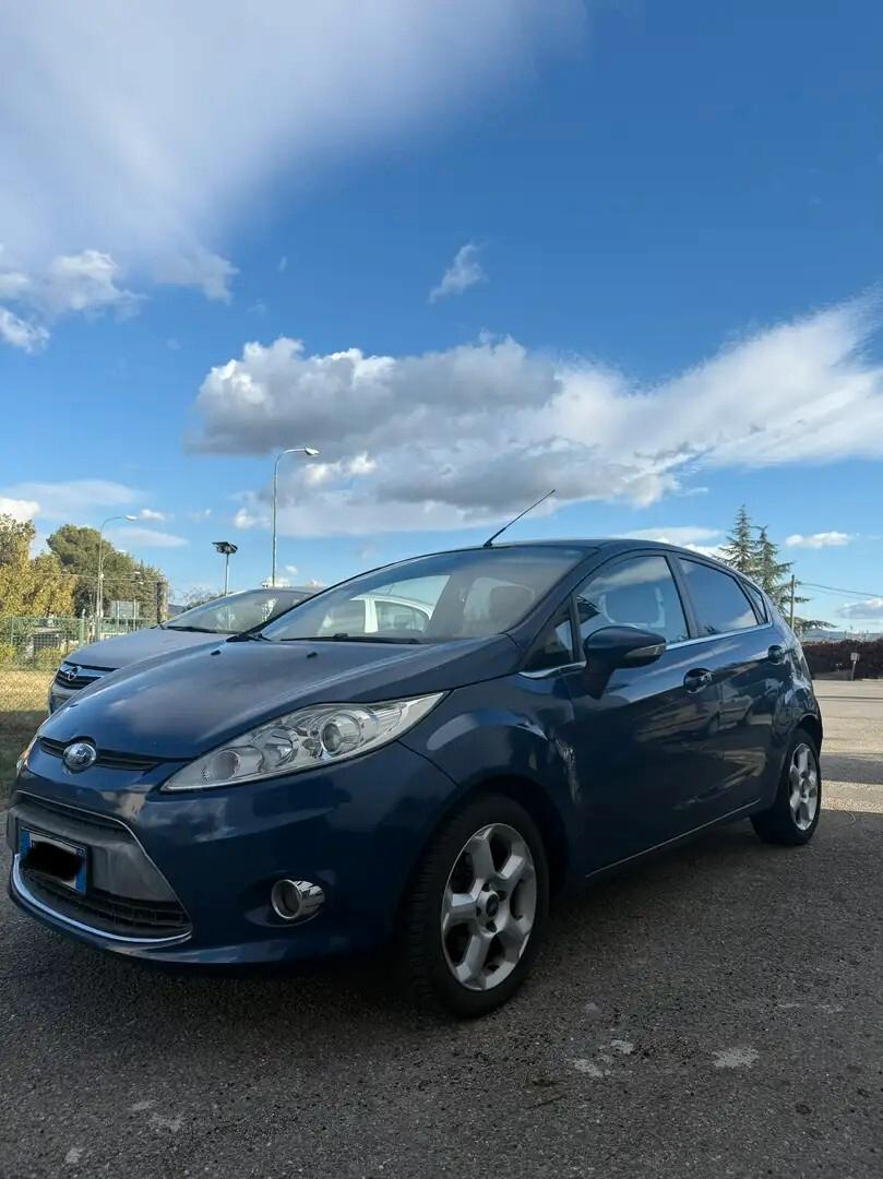 Ford Fiesta 1.4 TDCi 5p. Titanium