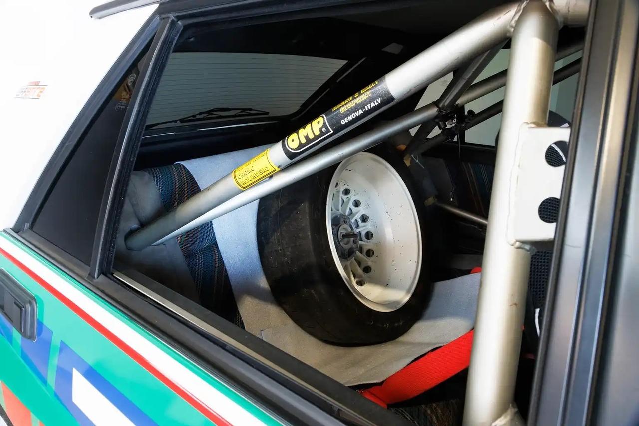Lancia Delta 2.0i.e. turbo 16V HF integrale