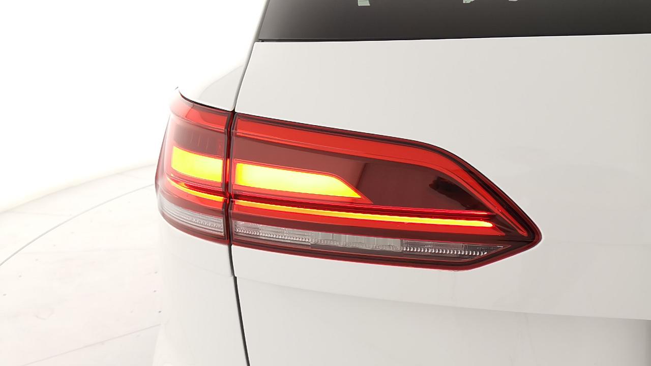 VOLKSWAGEN Touareg III 2018 - Touareg 3.0 V6 tdi Black Style 231cv tipt