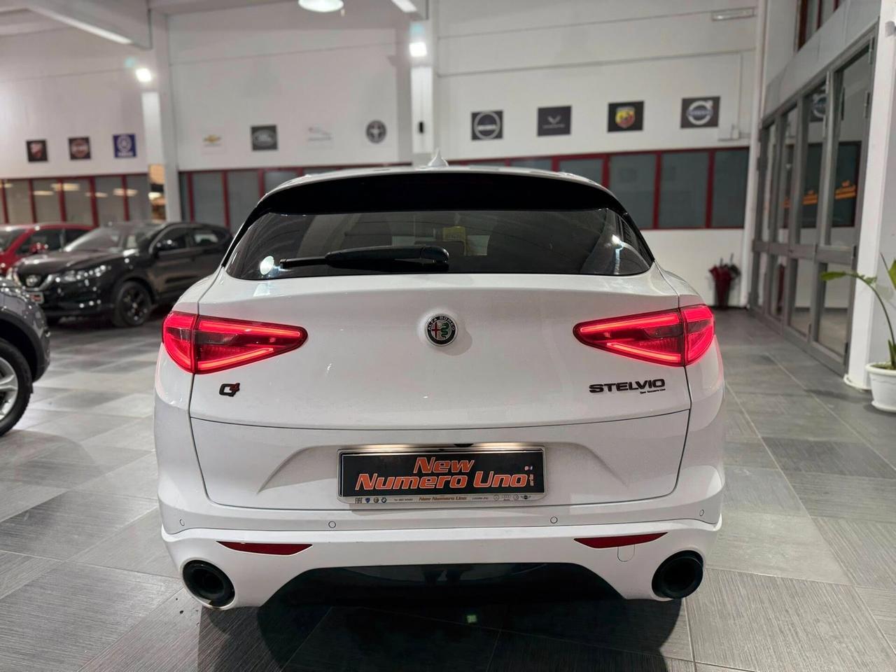 Alfa Romeo Stelvio 2.2 TD 210cv Q4 Veloce 2021