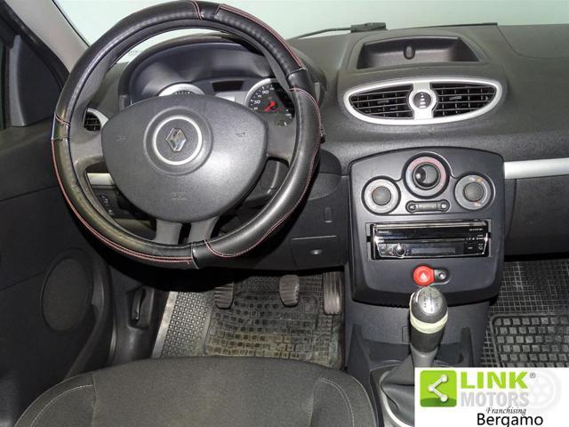 RENAULT Clio 1.2 16V 5 porte Confort -NEOPATENTATI