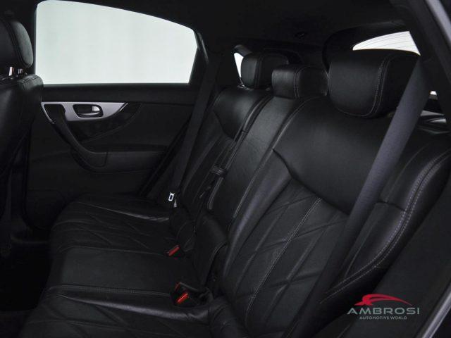 INFINITI QX70 3.0d 3.0 diesel V6 AT S Premium - PER OPERATORI D